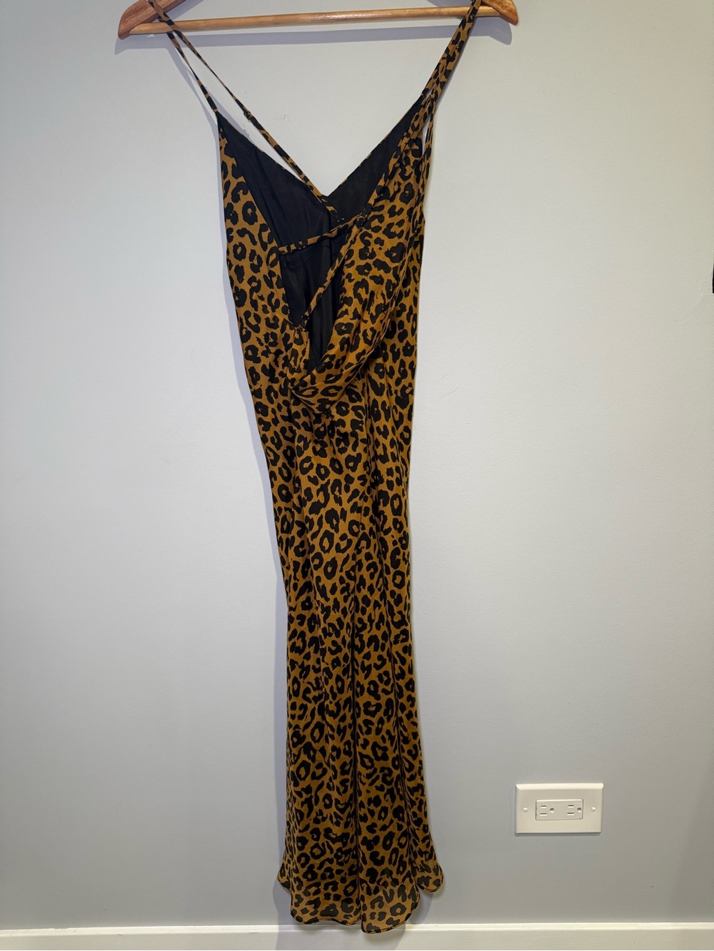 Michelle Mason Silk Leopard Print Maxi Gown Bias CrissCross Open Back Slip Sz 2 - Picture 3 of 9